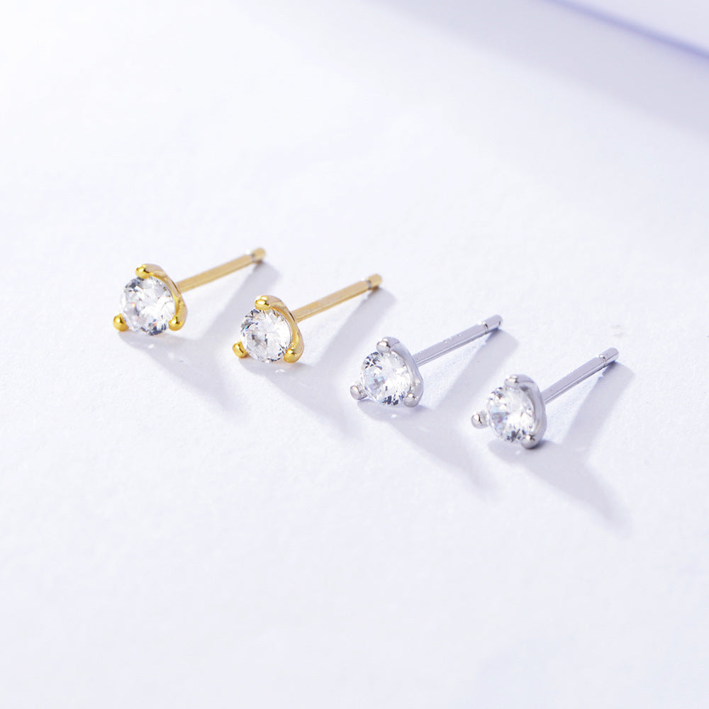 Three Prongs Round Zircon Silver Studs Earrings for Women