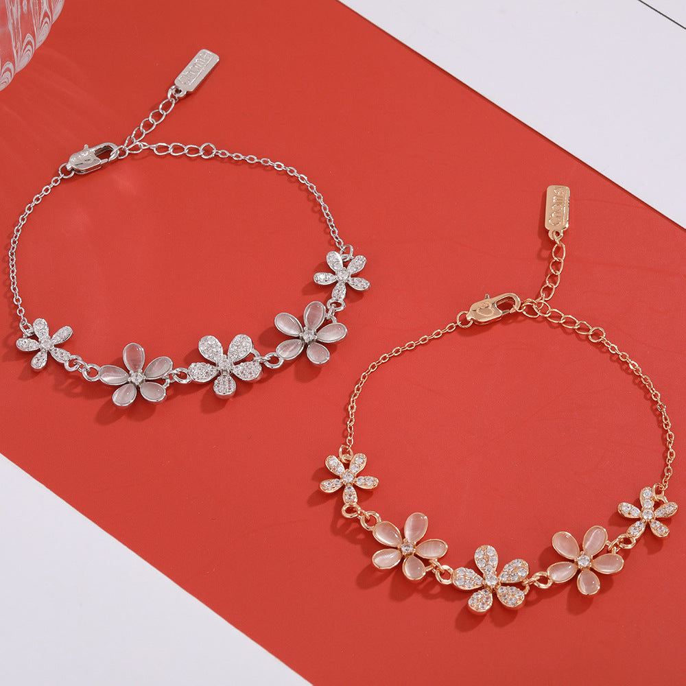 Zircon and Mother of Pearl Flower Silver Bracelet for Women