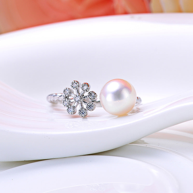 Snowflake with Pearl Opening Twist Silver Ring