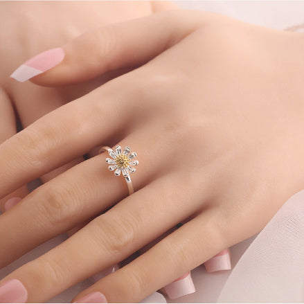 Daisy Flower Silver Ring for Women