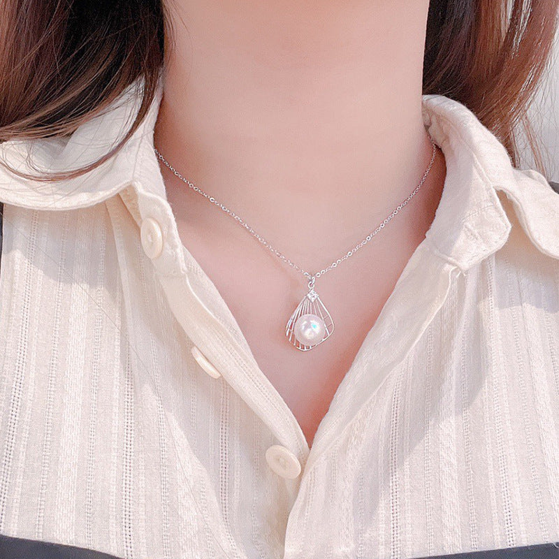 Natural Freshwater Pearl Hollow Fan-shape Pendant Silver Necklace for Women