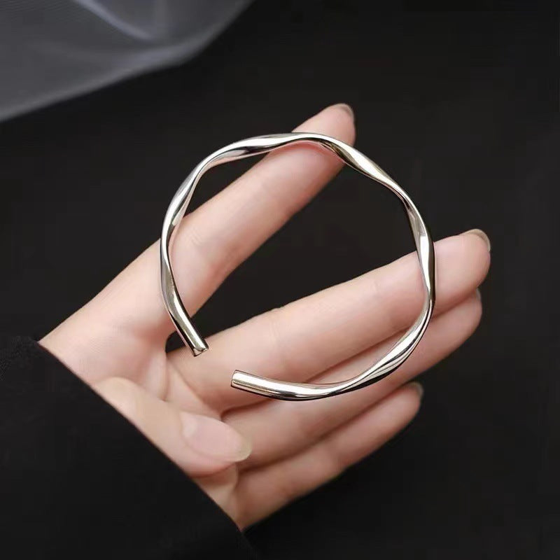 Mobius Series Simple Openning Silver Bracelet for Women