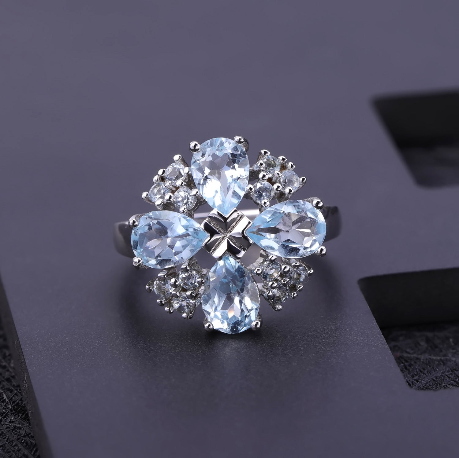 Fashion Luxury Design Inlaid Natural Topaz Clover Silver Ring for Women