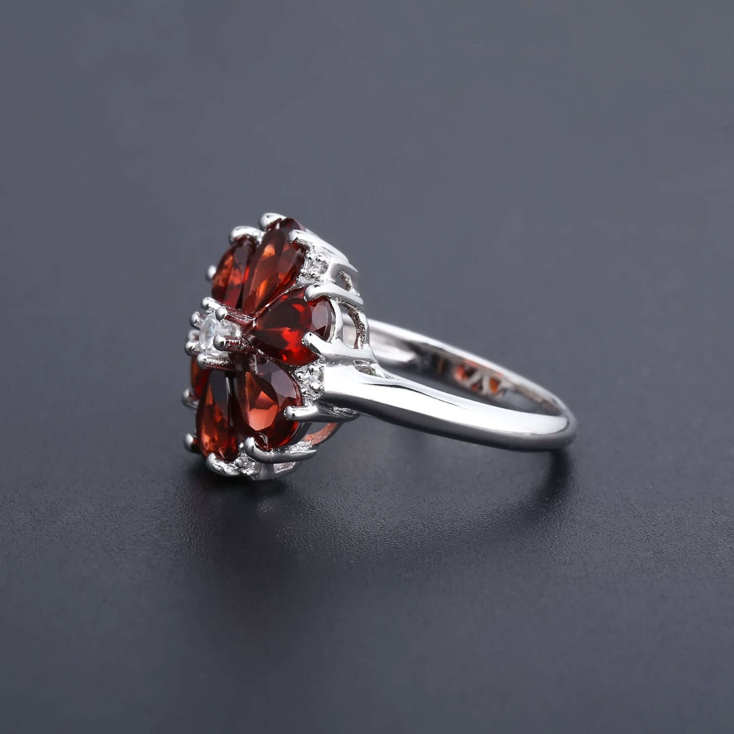 Natural Garnet Luxurious Flower Design Sterling Silver Ring for Women