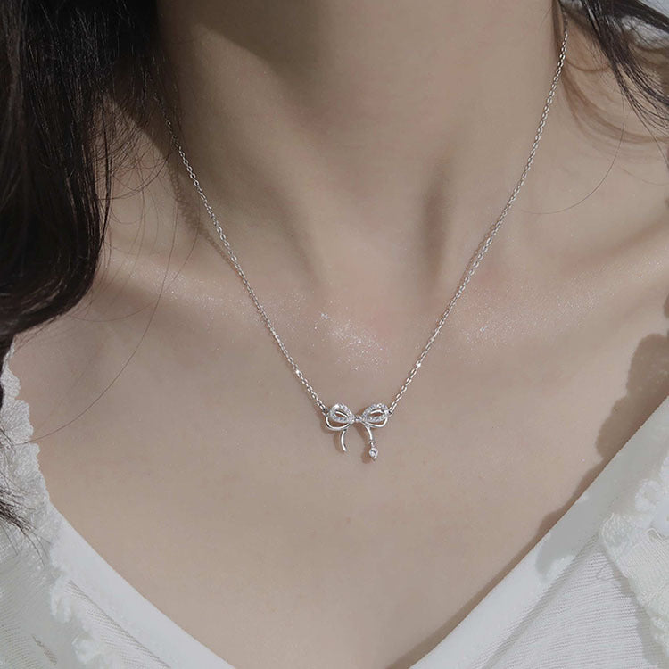 White Zircon Bowknot Pendants 925 Silver Collarbone Necklace for Women