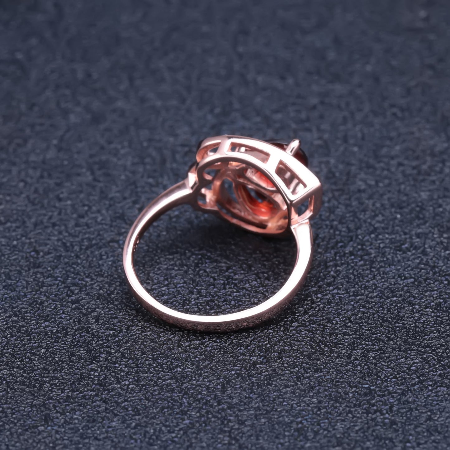 European Retro Design  Inlaid Natural Garnet Two Gemstones Plated 18k Rose Gold Ring for Women