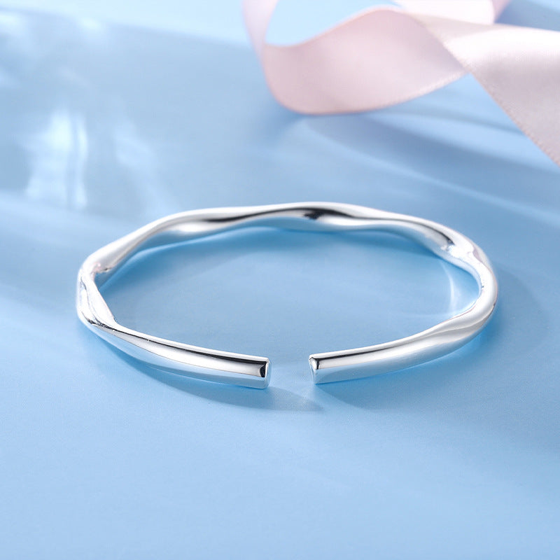 Mobius Series Smooth Solid Silver Bracelet for Women