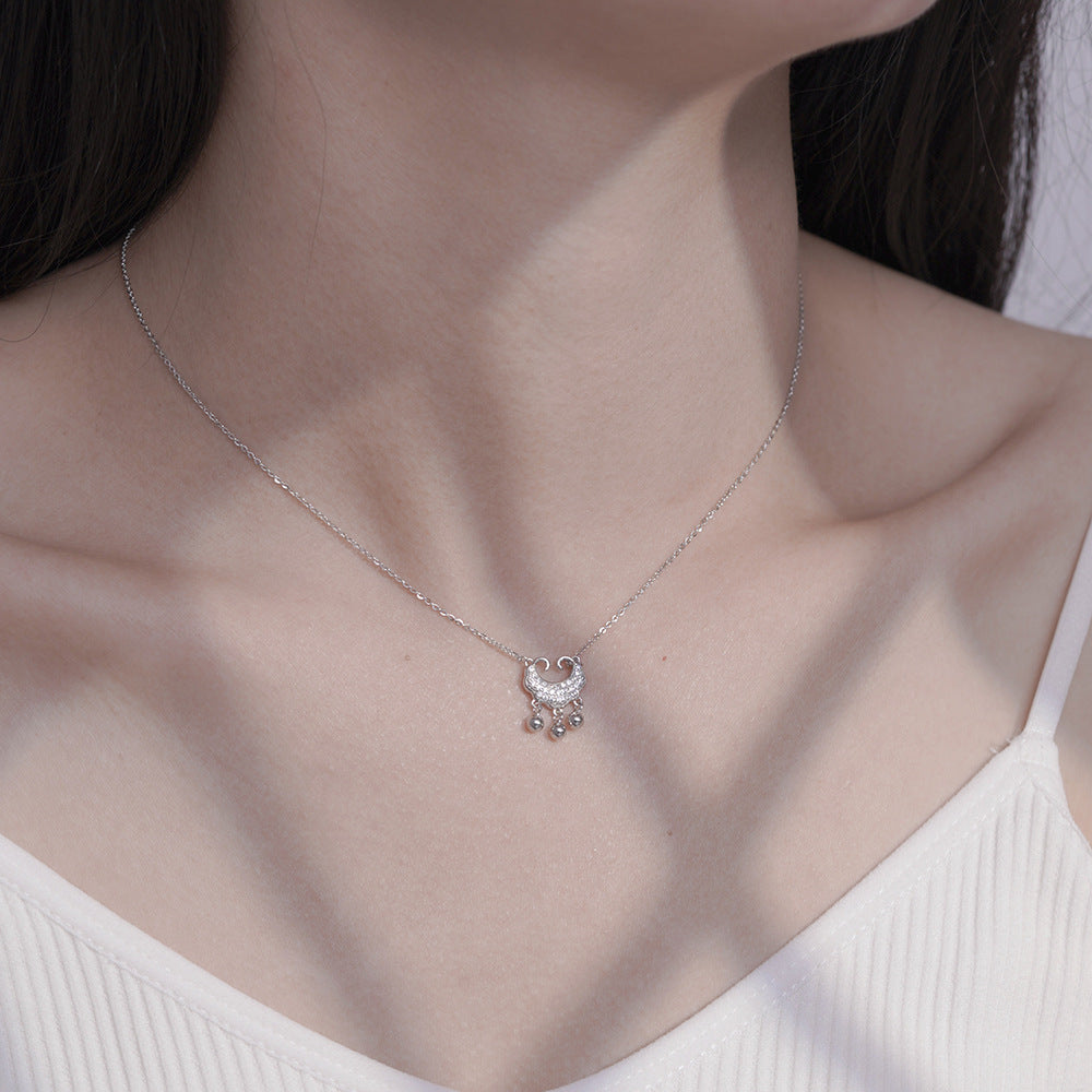 (Two Colours) Lucky lock Pendants 925 Silver Collarbone Necklace for Women