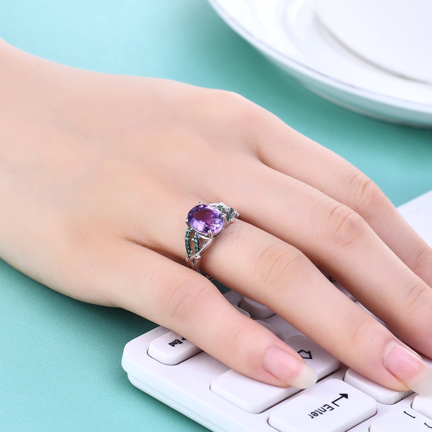 Adjustable Opening Design Oval Modern Split Shank Silver Ring for Women