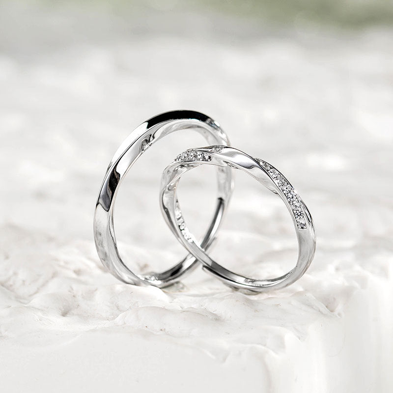 Mobius Silver Couple Ring