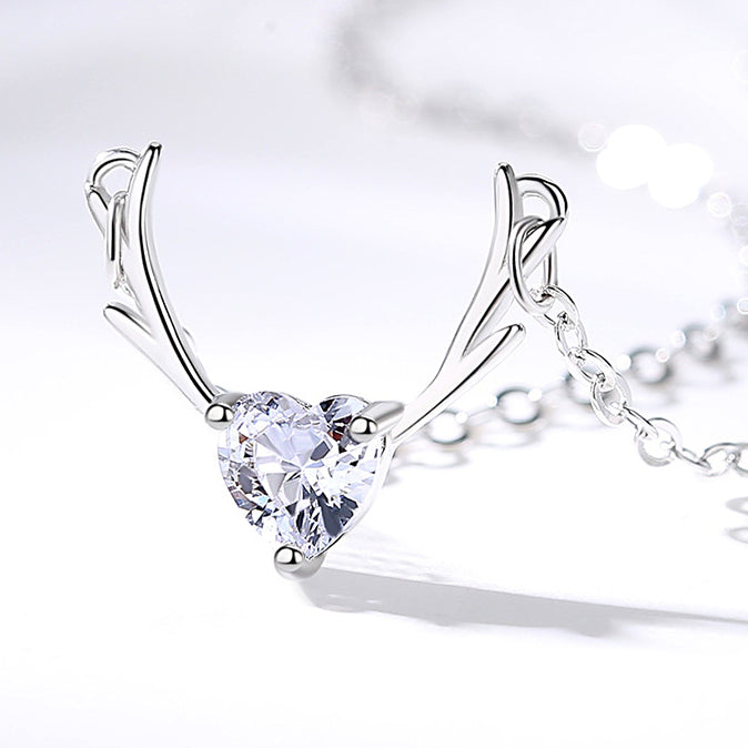 Antler with Heart-shape Zircon Silver Necklace for Women